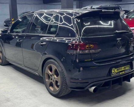 Фольксваген Гольф 2009 в Черновцах на Automoto.ua Черный Фольксваген Гольф, объемом двигателя 2 л и пробегом 250 тыс. км за 9800 $, фото 3 на Automoto.ua