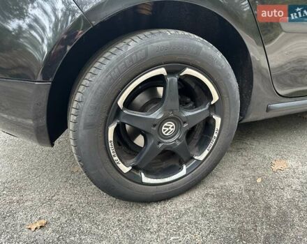 Черный Фольксваген Гольф, объемом двигателя 1.6 л и пробегом 196 тыс. км за 7000 $, фото 37 на Automoto.ua