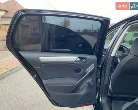 Черный Фольксваген Гольф, объемом двигателя 1.4 л и пробегом 242 тыс. км за 5699 $, фото 27 на Automoto.ua