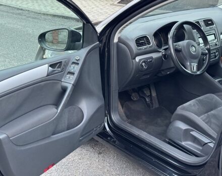 Черный Фольксваген Гольф, объемом двигателя 1.4 л и пробегом 168 тыс. км за 7350 $, фото 12 на Automoto.ua