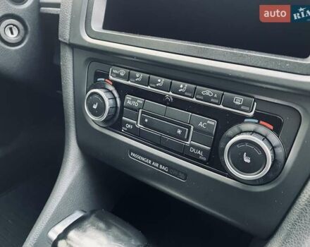 Черный Фольксваген Гольф, объемом двигателя 1.6 л и пробегом 247 тыс. км за 7950 $, фото 39 на Automoto.ua