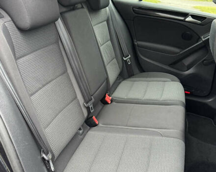 Черный Фольксваген Гольф, объемом двигателя 1.39 л и пробегом 251 тыс. км за 8400 $, фото 30 на Automoto.ua