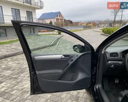 Черный Фольксваген Гольф, объемом двигателя 1.39 л и пробегом 190 тыс. км за 7200 $, фото 21 на Automoto.ua