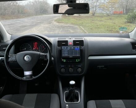 Черный Фольксваген Гольф, объемом двигателя 1.6 л и пробегом 167 тыс. км за 6999 $, фото 8 на Automoto.ua