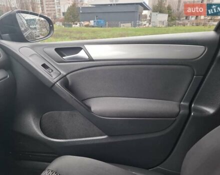 Чорний Фольксваген Гольф, об'ємом двигуна 1.39 л та пробігом 209 тис. км за 7400 $, фото 15 на Automoto.ua