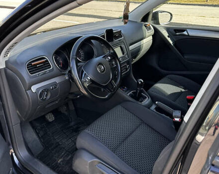 Черный Фольксваген Гольф, объемом двигателя 1.4 л и пробегом 268 тыс. км за 7399 $, фото 12 на Automoto.ua