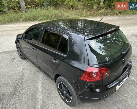 Черный Фольксваген Гольф, объемом двигателя 1.6 л и пробегом 196 тыс. км за 7000 $, фото 5 на Automoto.ua