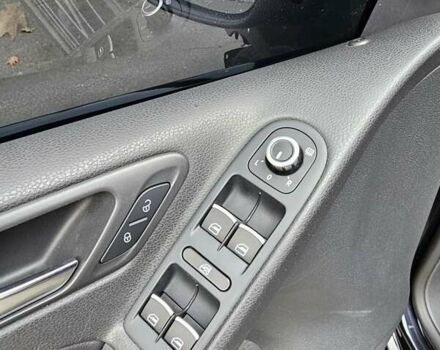 Черный Фольксваген Гольф, объемом двигателя 1.98 л и пробегом 186 тыс. км за 6700 $, фото 24 на Automoto.ua