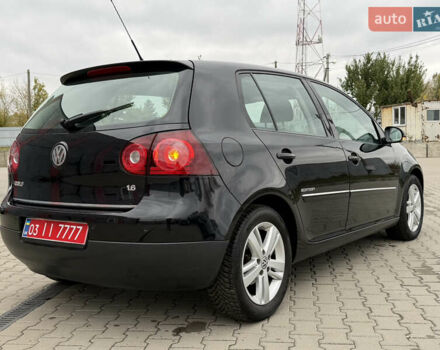 Черный Фольксваген Гольф, объемом двигателя 1.6 л и пробегом 189 тыс. км за 6650 $, фото 22 на Automoto.ua