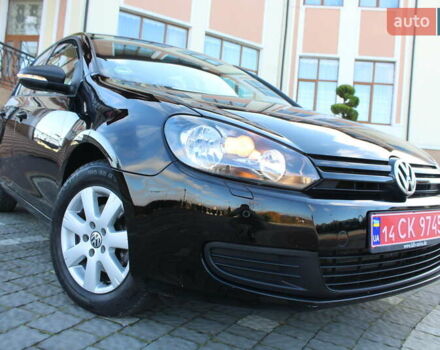Черный Фольксваген Гольф, объемом двигателя 1.6 л и пробегом 210 тыс. км за 7390 $, фото 6 на Automoto.ua