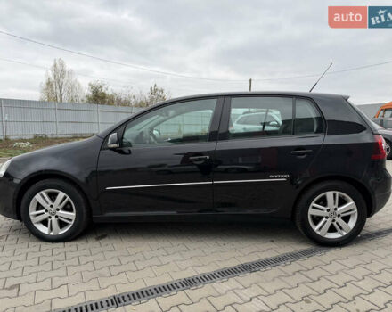 Черный Фольксваген Гольф, объемом двигателя 1.6 л и пробегом 189 тыс. км за 6650 $, фото 19 на Automoto.ua