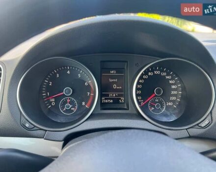 Черный Фольксваген Гольф, объемом двигателя 1.39 л и пробегом 210 тыс. км за 6850 $, фото 22 на Automoto.ua