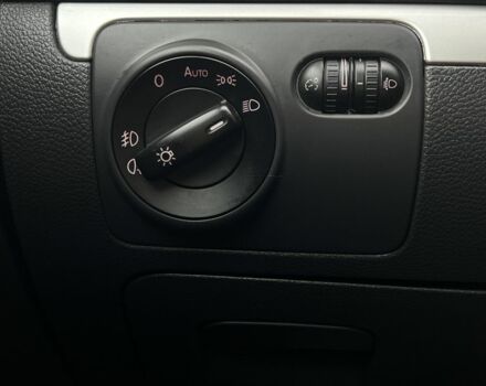 Черный Фольксваген Гольф, объемом двигателя 1.6 л и пробегом 167 тыс. км за 6999 $, фото 13 на Automoto.ua