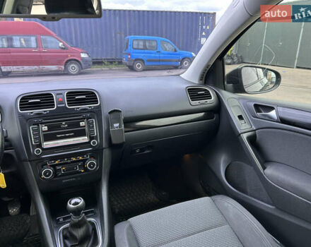 Фольксваген Гольф 2009 в Ровно на Automoto.ua Черный Фольксваген Гольф, объемом двигателя 1.97 л и пробегом 307 тыс. км за 7200 $, фото 24 на Automoto.ua