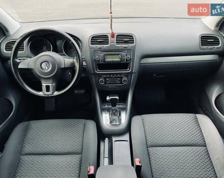 Черный Фольксваген Гольф, объемом двигателя 1.6 л и пробегом 247 тыс. км за 7950 $, фото 47 на Automoto.ua