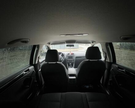 Черный Фольксваген Гольф, объемом двигателя 1.4 л и пробегом 2 тыс. км за 7300 $, фото 6 на Automoto.ua