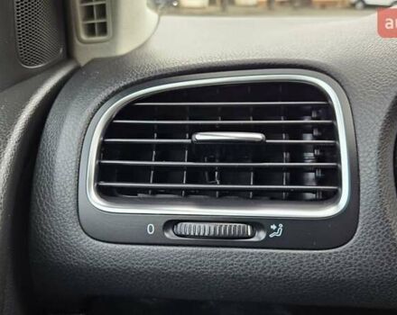 Черный Фольксваген Гольф, объемом двигателя 1.39 л и пробегом 197 тыс. км за 7350 $, фото 78 на Automoto.ua