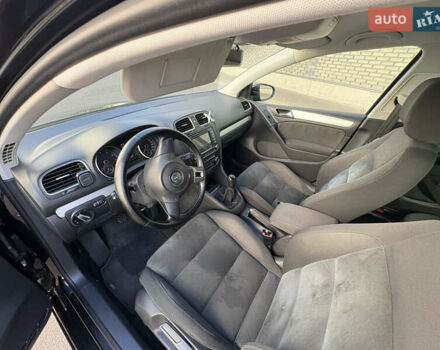 Чорний Фольксваген Гольф, об'ємом двигуна 1.39 л та пробігом 208 тис. км за 7200 $, фото 13 на Automoto.ua