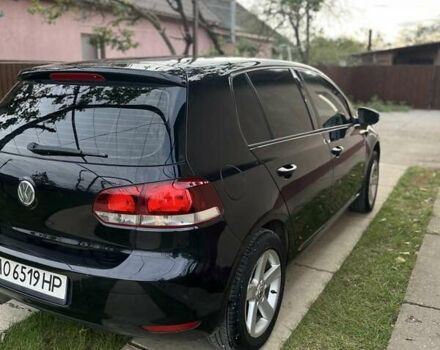 Черный Фольксваген Гольф, объемом двигателя 1.39 л и пробегом 239 тыс. км за 6800 $, фото 6 на Automoto.ua