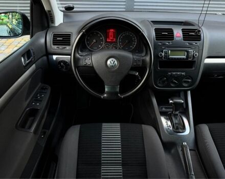 Чорний Фольксваген Гольф, об'ємом двигуна 1.4 л та пробігом 223 тис. км за 6700 $, фото 13 на Automoto.ua