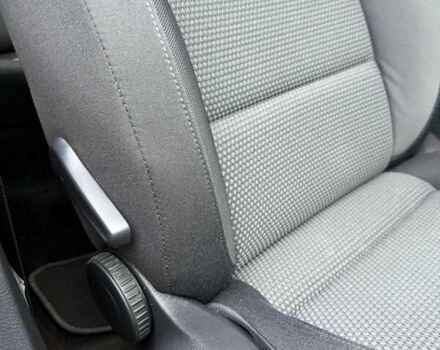 Черный Фольксваген Гольф, объемом двигателя 1.6 л и пробегом 198 тыс. км за 7950 $, фото 106 на Automoto.ua