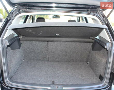 Черный Фольксваген Гольф, объемом двигателя 1.6 л и пробегом 210 тыс. км за 7350 $, фото 77 на Automoto.ua