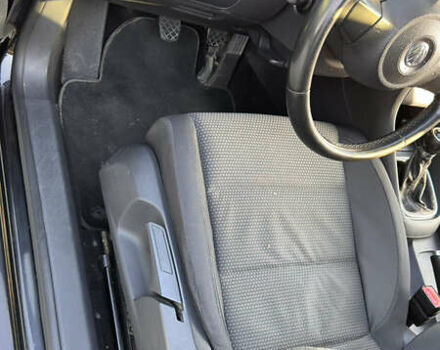 Чорний Фольксваген Гольф, об'ємом двигуна 1.39 л та пробігом 205 тис. км за 7500 $, фото 13 на Automoto.ua