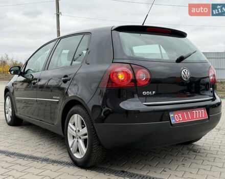 Черный Фольксваген Гольф, объемом двигателя 1.6 л и пробегом 189 тыс. км за 6650 $, фото 20 на Automoto.ua