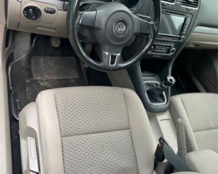 Черный Фольксваген Гольф, объемом двигателя 1.4 л и пробегом 220 тыс. км за 5900 $, фото 3 на Automoto.ua