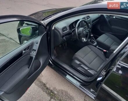 Черный Фольксваген Гольф, объемом двигателя 1.4 л и пробегом 234 тыс. км за 6600 $, фото 37 на Automoto.ua