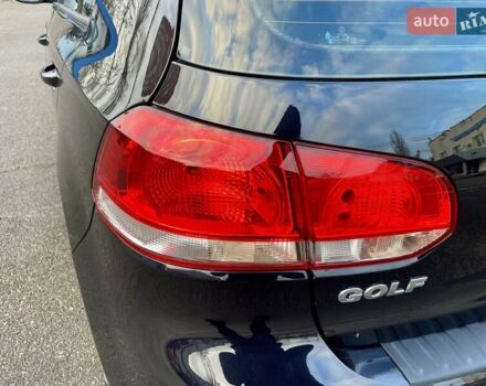 Черный Фольксваген Гольф, объемом двигателя 1.6 л и пробегом 247 тыс. км за 7950 $, фото 24 на Automoto.ua