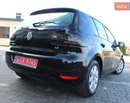 Черный Фольксваген Гольф, объемом двигателя 1.6 л и пробегом 210 тыс. км за 7590 $, фото 13 на Automoto.ua