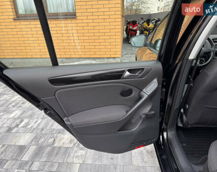 Черный Фольксваген Гольф, объемом двигателя 1.39 л и пробегом 193 тыс. км за 7600 $, фото 18 на Automoto.ua