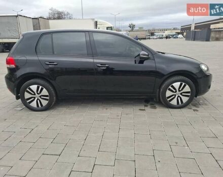 Чорний Фольксваген Гольф, об'ємом двигуна 1.39 л та пробігом 209 тис. км за 7400 $, фото 5 на Automoto.ua