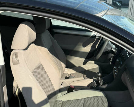 Чорний Фольксваген Гольф, об'ємом двигуна 1.6 л та пробігом 228 тис. км за 7200 $, фото 10 на Automoto.ua