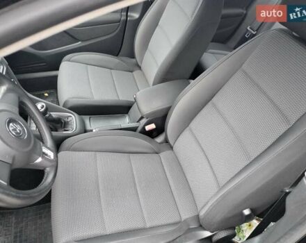 Черный Фольксваген Гольф, объемом двигателя 1.6 л и пробегом 187 тыс. км за 7800 $, фото 17 на Automoto.ua