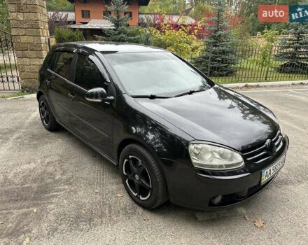 Черный Фольксваген Гольф, объемом двигателя 1.6 л и пробегом 196 тыс. км за 7000 $, фото 1 на Automoto.ua