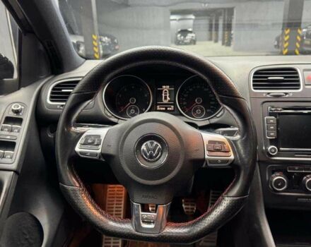 Фольксваген Гольф 2009 в Черновцах на Automoto.ua Черный Фольксваген Гольф, объемом двигателя 2 л и пробегом 250 тыс. км за 9800 $, фото 10 на Automoto.ua