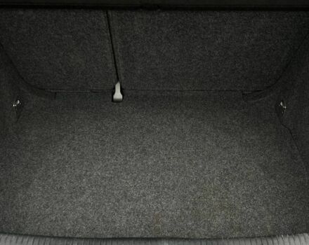 Черный Фольксваген Гольф, объемом двигателя 1.4 л и пробегом 208 тыс. км за 9200 $, фото 16 на Automoto.ua