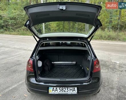 Черный Фольксваген Гольф, объемом двигателя 1.6 л и пробегом 196 тыс. км за 7000 $, фото 17 на Automoto.ua