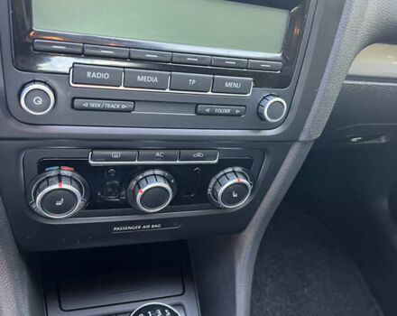 Чорний Фольксваген Гольф, об'ємом двигуна 1.4 л та пробігом 208 тис. км за 7400 $, фото 25 на Automoto.ua