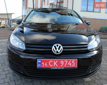 Черный Фольксваген Гольф, объемом двигателя 1.6 л и пробегом 210 тыс. км за 7590 $, фото 16 на Automoto.ua