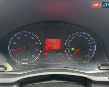 Черный Фольксваген Гольф, объемом двигателя 1.6 л и пробегом 431 тыс. км за 6700 $, фото 20 на Automoto.ua