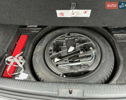 Черный Фольксваген Гольф, объемом двигателя 1.6 л и пробегом 241 тыс. км за 7999 $, фото 24 на Automoto.ua