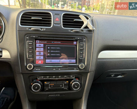 Чорний Фольксваген Гольф, об'ємом двигуна 1.39 л та пробігом 208 тис. км за 7200 $, фото 25 на Automoto.ua