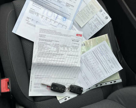 Черный Фольксваген Гольф, объемом двигателя 1.6 л и пробегом 241 тыс. км за 7999 $, фото 36 на Automoto.ua