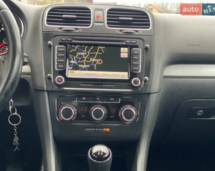 Черный Фольксваген Гольф, объемом двигателя 1.39 л и пробегом 190 тыс. км за 7200 $, фото 24 на Automoto.ua