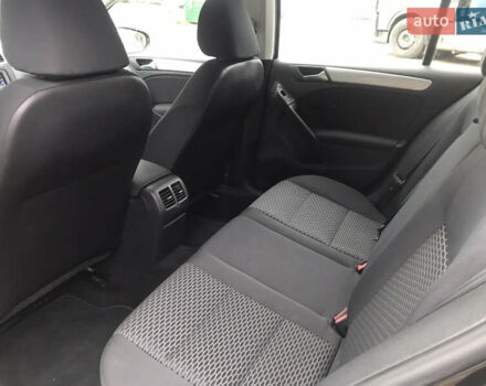 Черный Фольксваген Гольф, объемом двигателя 1.6 л и пробегом 232 тыс. км за 8200 $, фото 14 на Automoto.ua