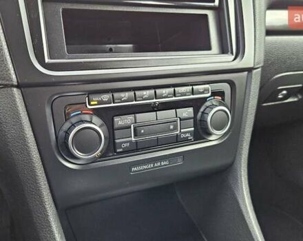 Черный Фольксваген Гольф, объемом двигателя 1.39 л и пробегом 197 тыс. км за 7350 $, фото 85 на Automoto.ua