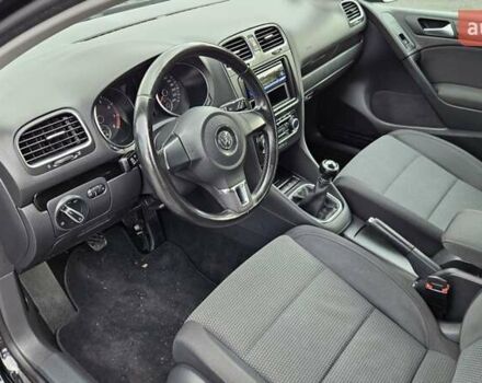 Черный Фольксваген Гольф, объемом двигателя 1.39 л и пробегом 197 тыс. км за 7350 $, фото 68 на Automoto.ua